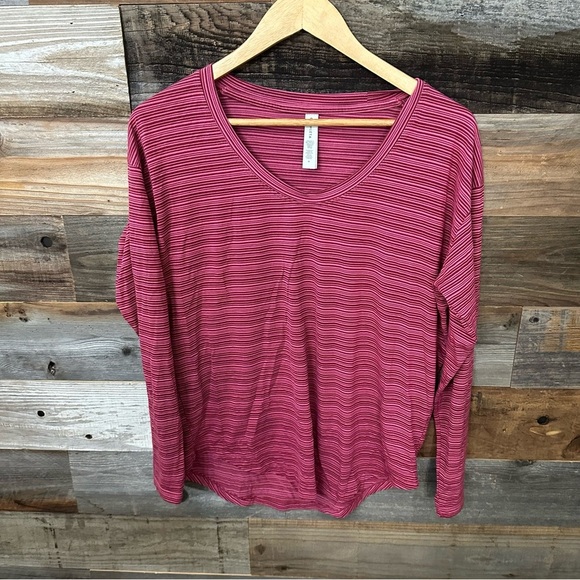 Athleta Women Cloudlight Stratus Pink Striped Top Long Sleeve Pullover Medium - Picture 3 of 8